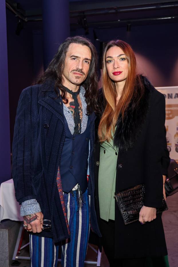 Zagreb:  Premijera predstave "Sokol ga nije volio"