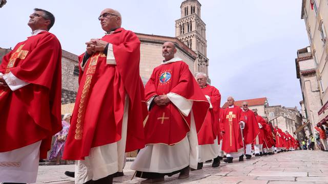 Split: Svečana procesija i sveta misa u čast sv. Duje