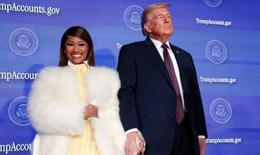 Nicki Minaj dobila zlatnu vizu: 'Najve&cacute;i sam Trumpov fan!'