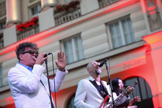 Zagreb: Crvena jabuka predstavila novi album i najavila koncertnu turneju