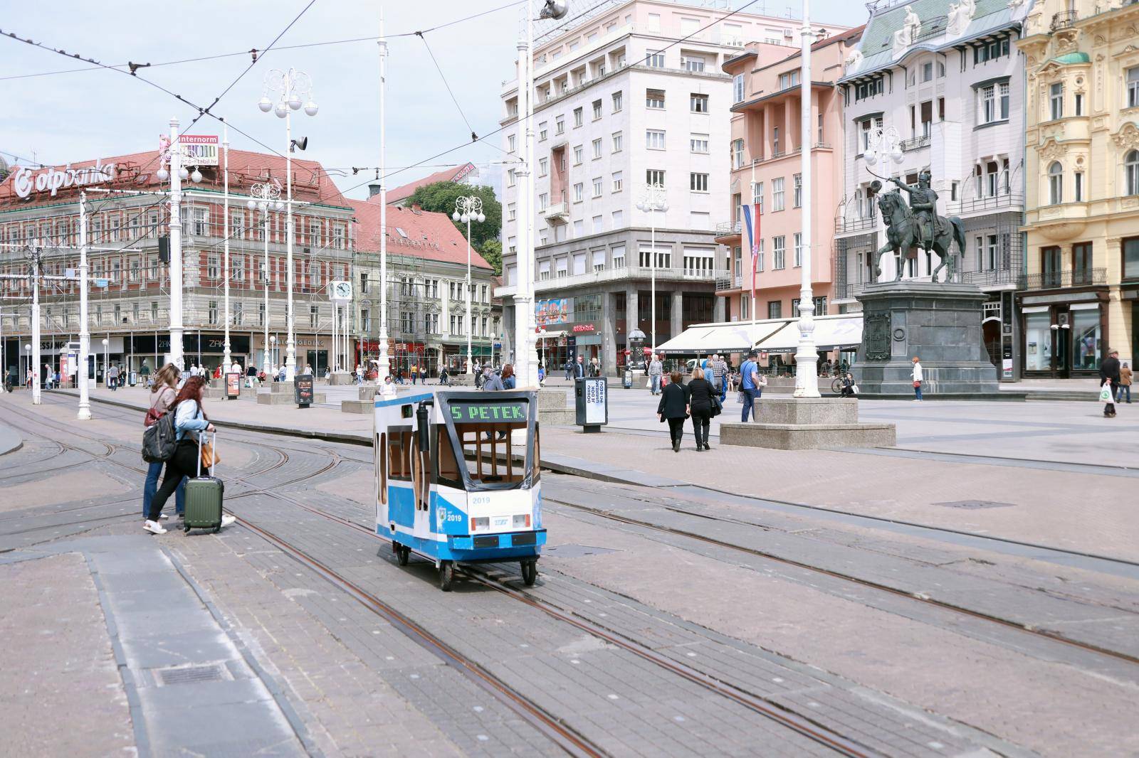 'Kako saniraju Zagreb? Skinuli su dimnjak koji je bio valjan...'