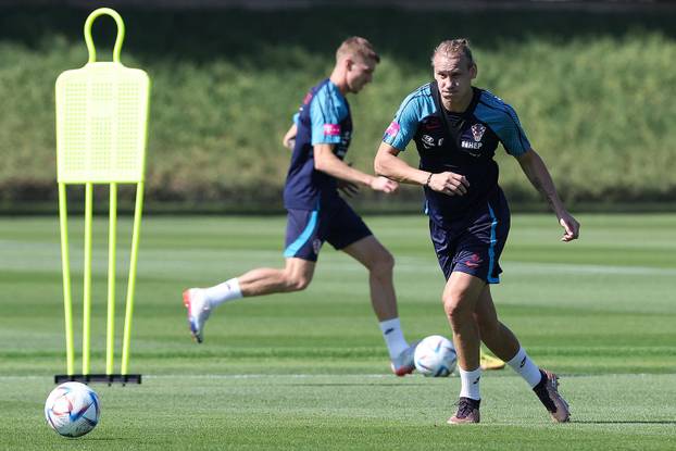 Doha: Trening hrvatske nogometne reprezentacije