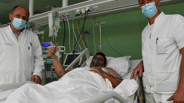 Nova Gradiška: Tim liječnika Opće bolnice uspješno operirali pacijenta koji je stigao s ubodnom ranom srca