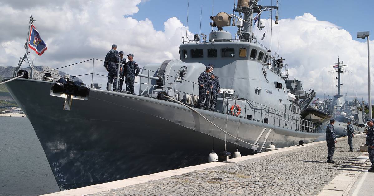 A group of NATO ships will arrive in Split on Sunday, and will hold joint military exercises with HRM