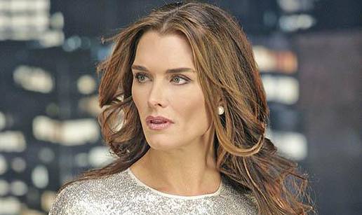 Brooke Shields namjerava posvojiti američko dijete?