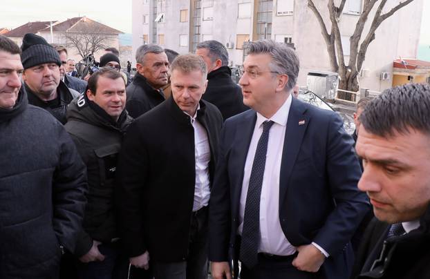 Imotski: Premijer Plenković na obilježavanju 33. obljetnice utemeljenja HDZ-a Imotske krajine