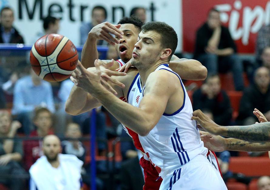 GNK Dinamo - Olympique Lyonnais