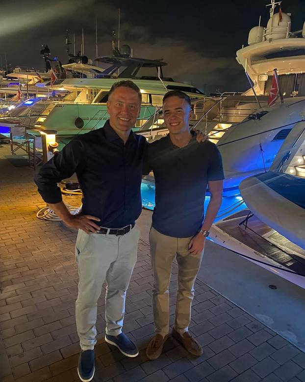 FOTO Noćna mora legende: 'Sin mi je oslijepio od neizlječive bolesti. Dao bih mu svoje oči...'