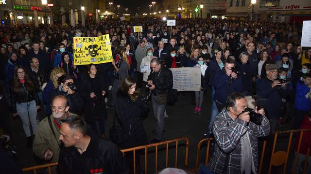 'Ako Vlada ne dođe u Sl. Brod, blokirat ćemo granični prijelaz'