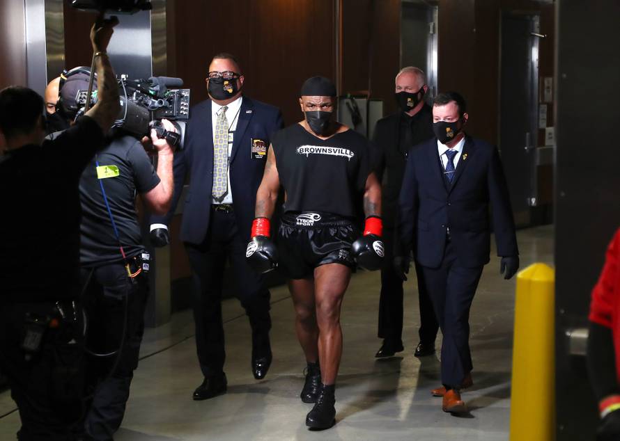 Boxing: Tyson vs Roy Jones Jr