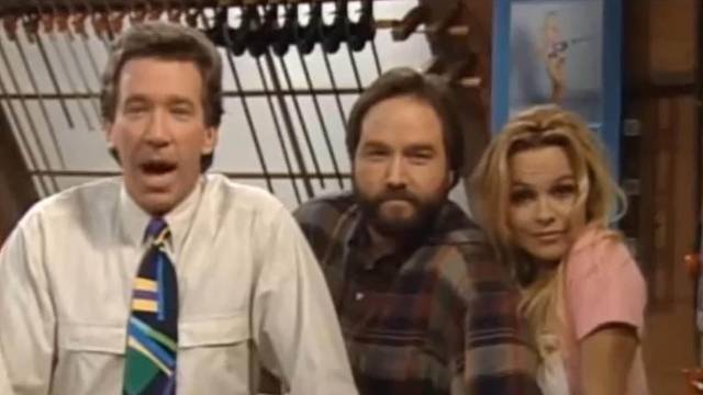 Pamela Anderson made a cameo appearance on the TV show "Home Improvement".