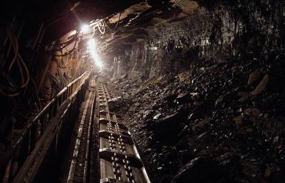 Tragedija u BiH: Nakon 4 dana iz rudnika ugljena izvučeno tijelo zatrpanog rudara Asima