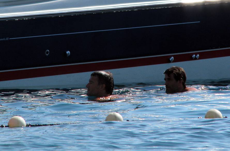ARHIVA - 2011. Hvar: Zoran Mamić i Joško Jeličić uživaju na Paklenim otocima