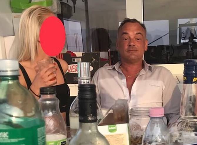 Mađarski gradonačelnik seks skandal slike