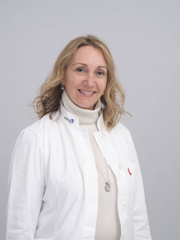 Prim. dr. sc. Miljenka-Jelena Jurašić, dr. med., spec. neurologije, subspec. neuroimunologije iz Poliklinike Aviva