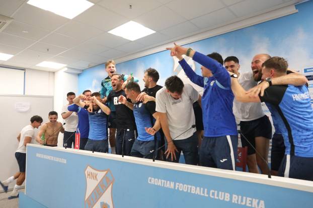 Vesela konferencija za medije HNK Rijeka nakon osvajanja prvenstva