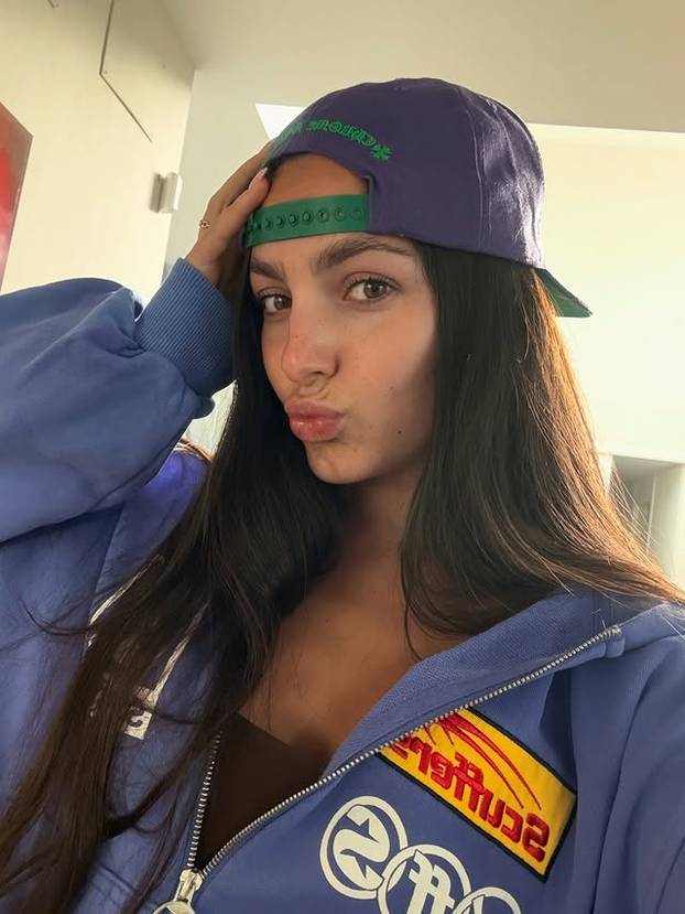FOTO KAKVE LJEPOTICE! Ima li Španjolska najljepše WAGS-ice? Evo koga ljube Olmo i društvo...