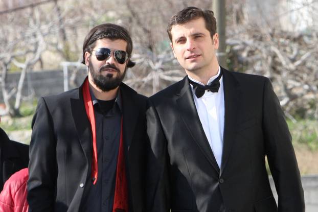 ARHIVA - 2013. Ku?ine: Vjen?anje Roberta Kurbaše i Kristine Matkovi?