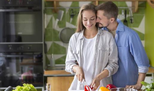 Kako biti bolji partner? Pitajte ga što mu treba, slušajte se pažljivo i zahvaljujte češće