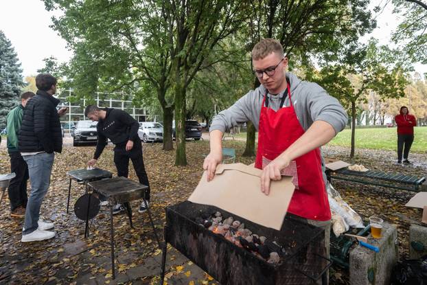 Zagreb: Održana ćevapijada u organizaciji Macaklin social cluba