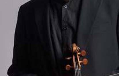 Poznati violinist održao privatni koncert za vozača