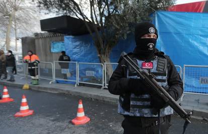 Pucnjava u Istanbulu: Napadači su ranili nekoliko ljudi i pobjegli