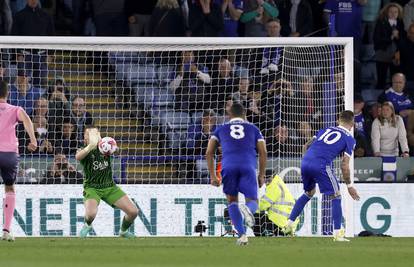 Pickford obranio penal kolegi iz reprezentacije, Everton do boda