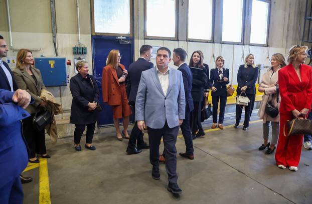 Zagreb: Oleg Butković sa suradnicima obišao je proizvodni pogon Končara 