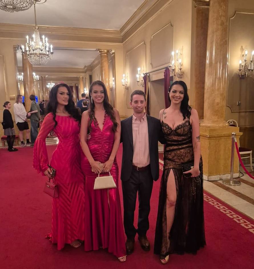 Buduća snaha Alke Vuice u izdanju koje je zapalilo internet