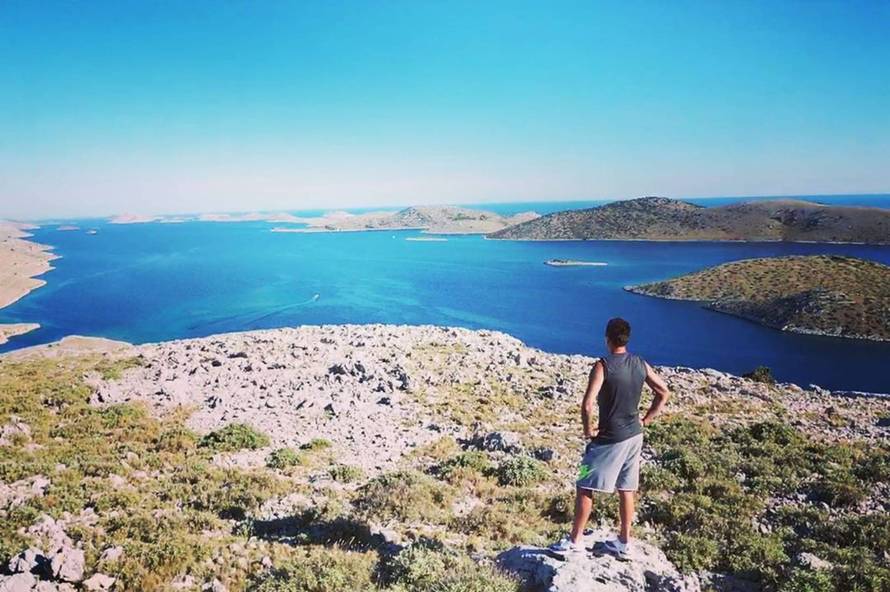 'Vatreni' vole Jadran: Perišić se tajno vjenčao, Livaković išao na krstarenje, Mandžukić zasvirao