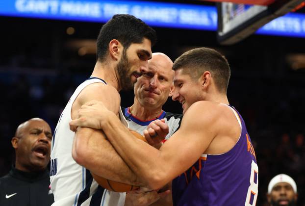 NBA: Memphis Grizzlies at Phoenix Suns