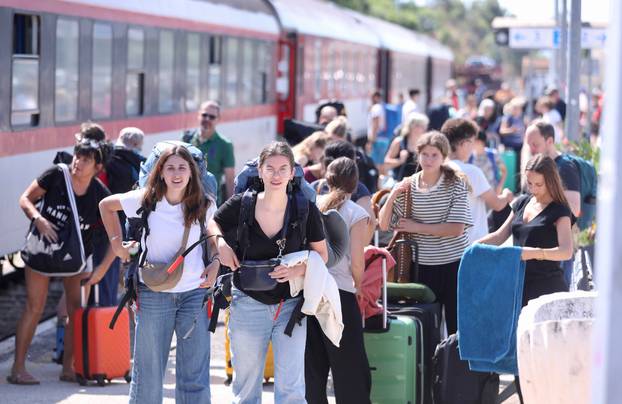 Split: Vlak iz Bratislave stigao je pun turista koji idu na Ultru 