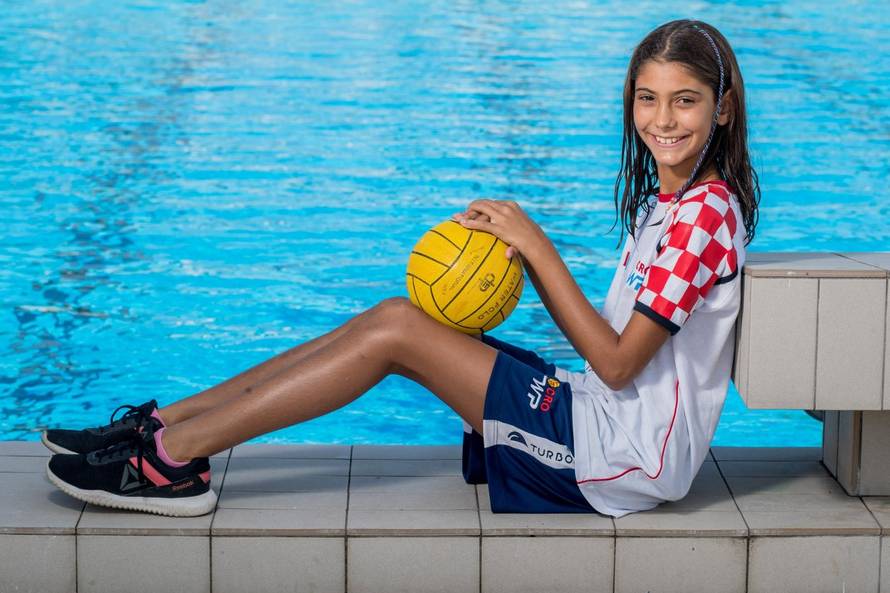 'Tata Xavi mi je najveći idol, ali hrvatski pričam bolje od njega'