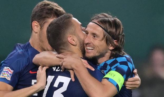 Hrvatska povela protiv Austrije, Luka Modri&cacute; zabio za 1:0