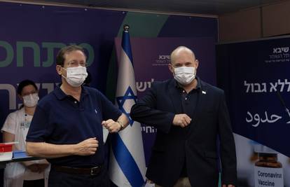 Izraelski predsjednik primio treću dozu cjepiva, pozvao starije od 60 da učine isto
