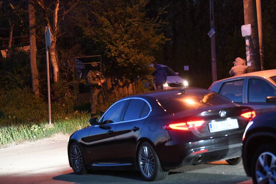 Beograd: Policijski pretres vikendice Veljka Belivuka, poznatijeg kao Velja Nevolja