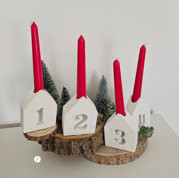 Naši umjetnici i dizajneri nude ukrase za Božić: Šalice se zlate, a vezeni vijenci su najtraženiji