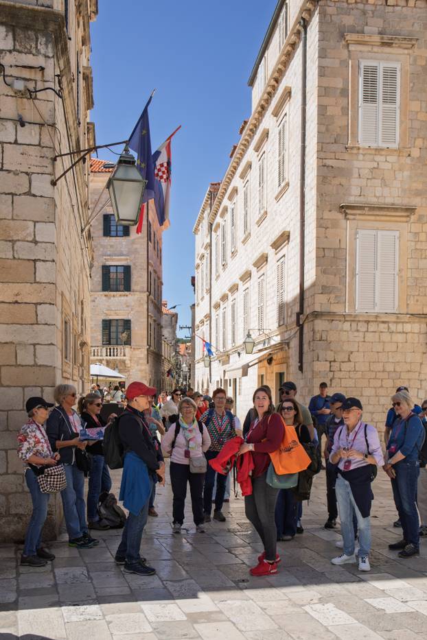 Dubrovnik: Velik broj turista za uskrsne blagdane u gradu