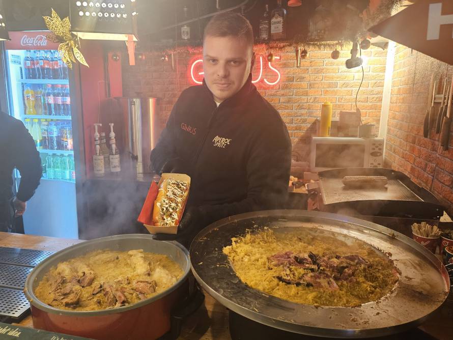 Veliki gastro vodič po Adventu u Zagrebu: Evo gdje pojesti dobre fritule i kobasice i za koji novac