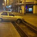 Zagreb: Auto na tra&ccaron;nicama