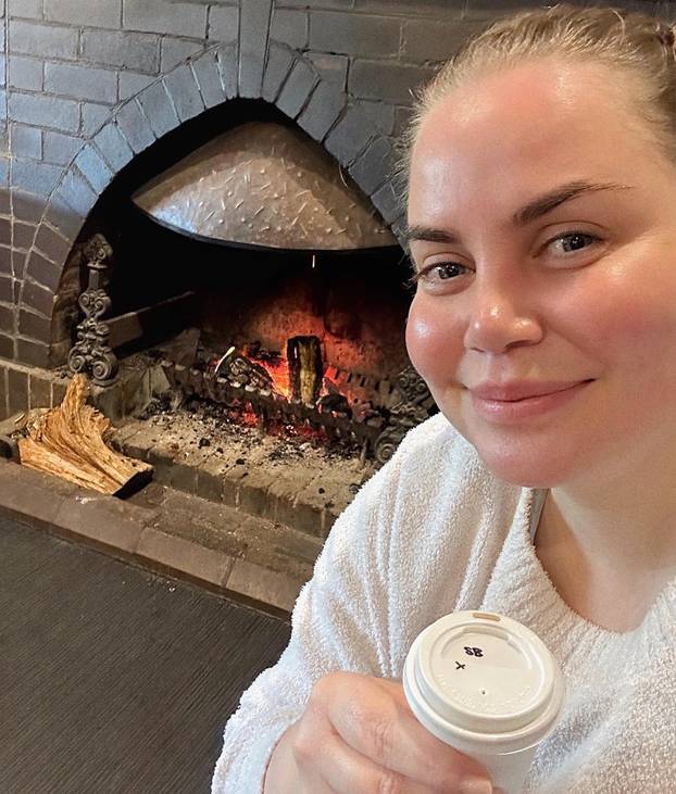 FOTO Jelenu je zlostavljao otac, dobivala je i vraćala kilograme: 'Brutalno me tukao šakama'