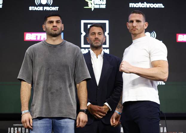 Anthony Joshua and Robert Helenius Press Conference