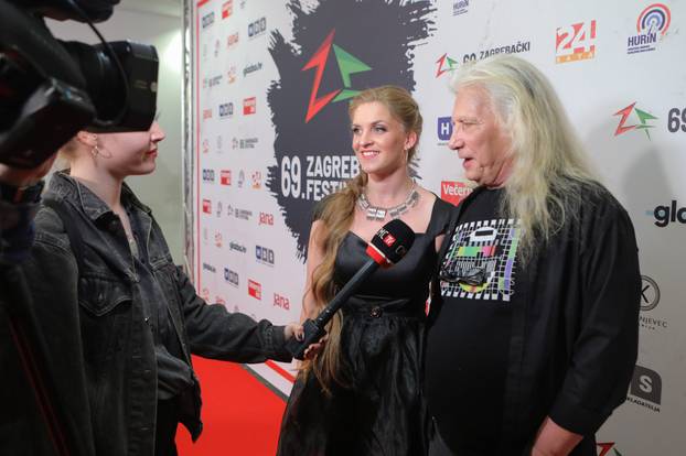 FOTO Izvođači  69. Zagrebačkog festivala na crvenom tepihu pokazali glamurozna izdanja