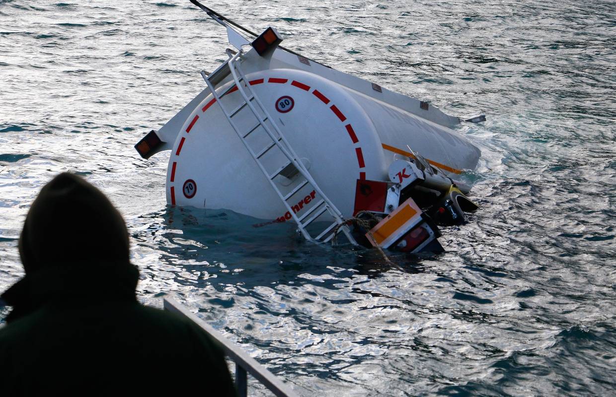 Tragedija kod Mostara: Ronioci iz Neretve izvukli tijelo vozača