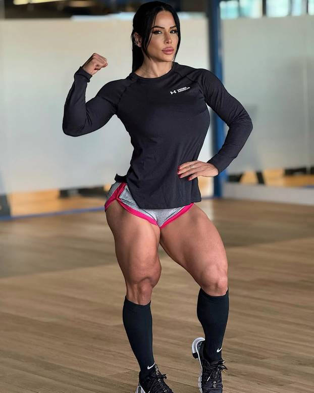 FOTO Patricia ima tijelo kojemu zavide čak i muškarci - Evo uz koje vježbe ostaje u formi