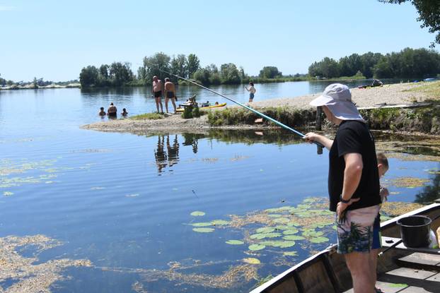 Ljetni dan na Šoderici, popularnom Podravskom moru