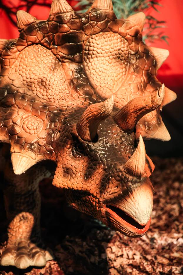 Zagreb: Izložba Invazija dinosaura na Zagrebačkom velesajmu