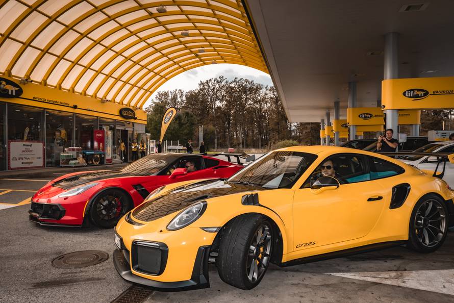 Rijeka: Luksuzni super automobili okupirali Korzo