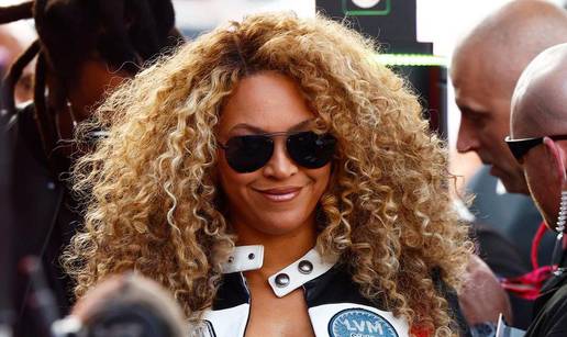 FOTO Beyonce s nikad većim dekolteom: Nitko nije gledao F1