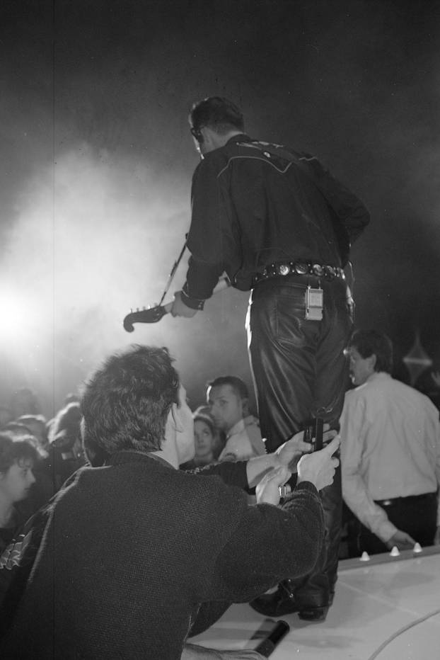 Zagreb: Gazde i gosti održali veliki koncert u Domu sportova, 12.12.1995.